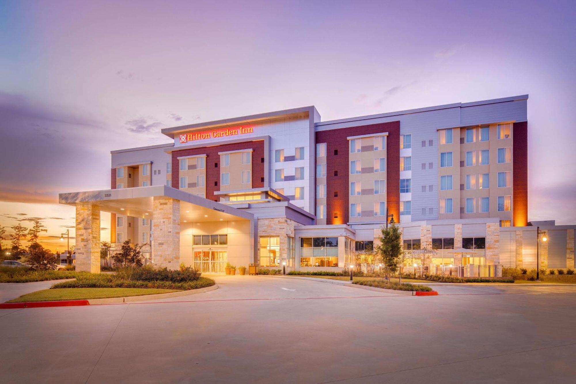Hilton Garden North Houston 3*