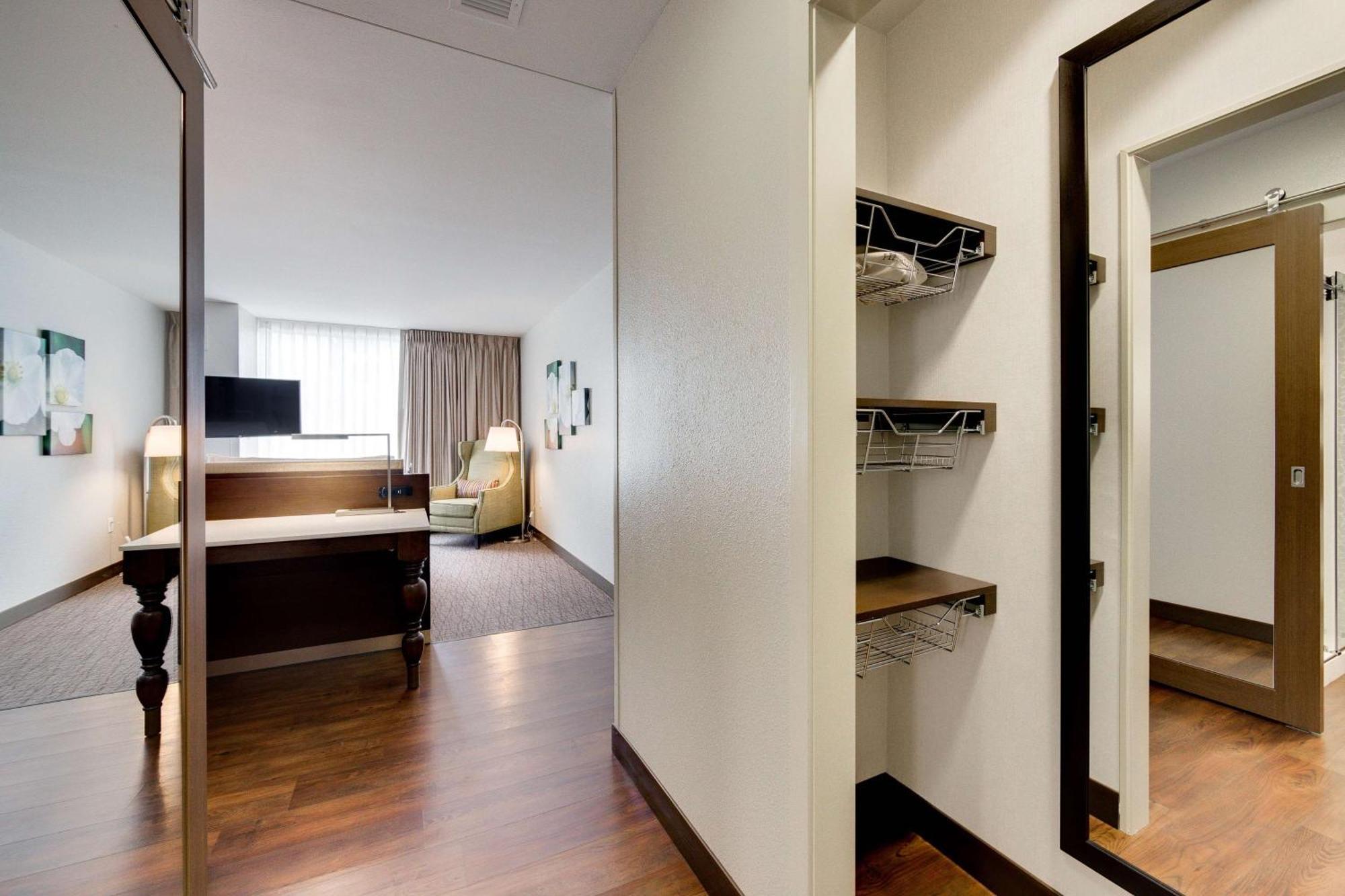 Hilton Garden North Houston Hotel