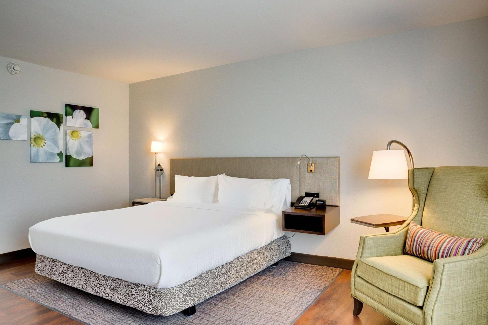 Hilton Garden North Houston Hotel